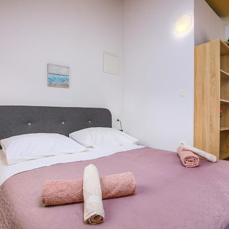 Hotel Prima Insula Glamping Brusici Exteriér fotografie