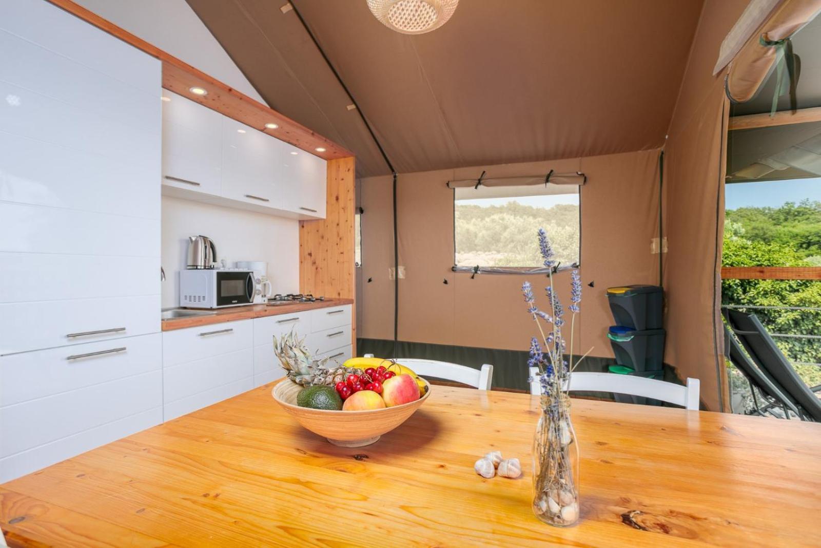 Hotel Prima Insula Glamping Brusici Exteriér fotografie