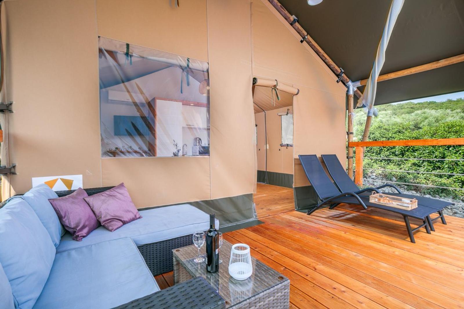 Hotel Prima Insula Glamping Brusici Exteriér fotografie